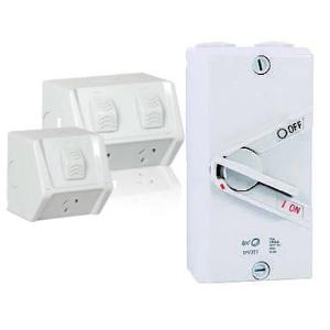 IPD IPM353 Weatherproof Isolator, 3 Pole, 35A, 415V, Padlockable, IP66, Compact Design, Earth & Neutral Terminals, 89mm x 82mm x 136mm, Grey 1 IPD IPM353 Weatherproof Isolator, 3 Pole, 35A, 415V, Padlockable, IP66, Compact Design, Earth & Neutral Terminals, 89mm x 82mm x 136mm, Grey